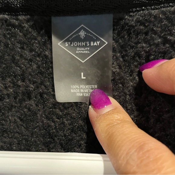 🩶St John’s Bay Midweight jacket. Size Large. EUC. 🩶 - Picture 2 of 9